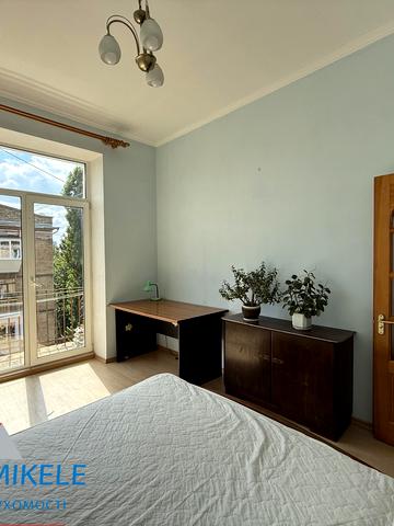 Лондонська вул. (Пітерська), 2