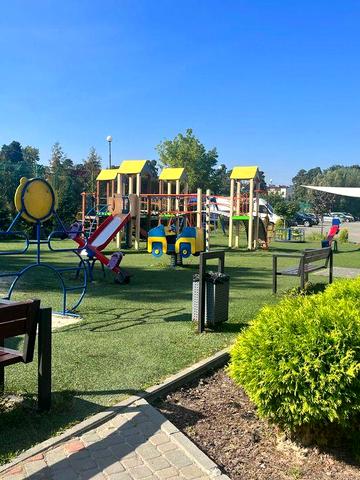 Продаж 2-к квартири 70 м², Брюховичі