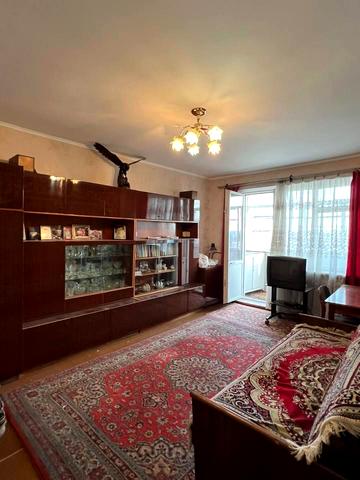 Перемоги вул., 11