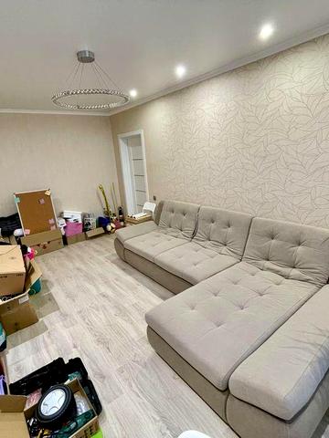 Продаж квартири в районі 5 Зарічного