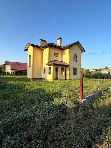 Мисливська вул., 70