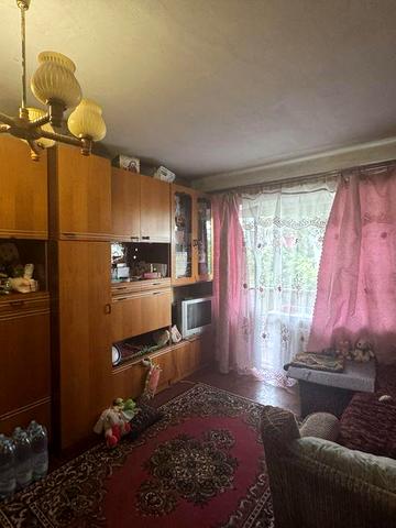 Продаю 1 комнатную квартиру на Молодогвардейской и1