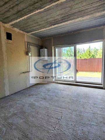 Квартира у новобудові із власним двориком та паркомісцем, РІВЕР ТАУН ЖК Рівер-Таун