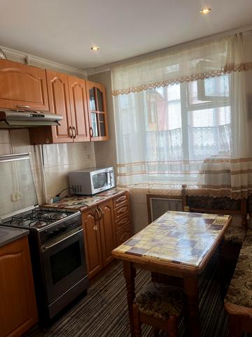 Героїв Поліції вул., 5