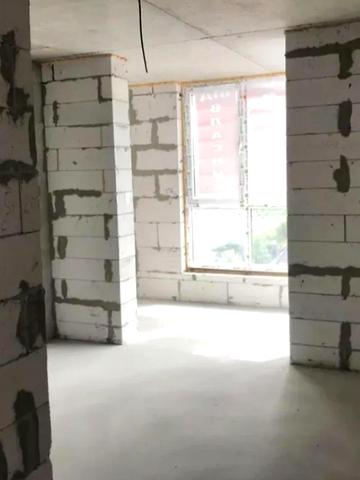 Привокзальна вул. (Героїв Сталінграду), 30