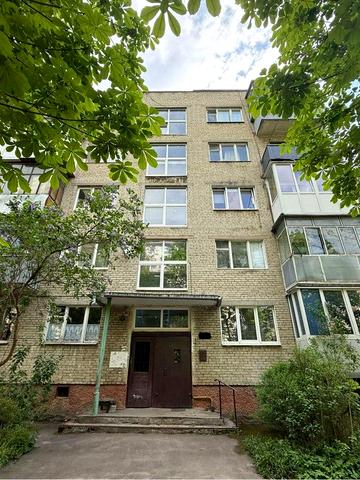 Івана Рубчака вул., 10