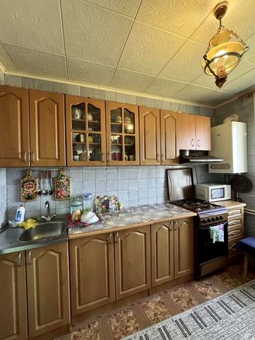 Гагаріна пров., 27