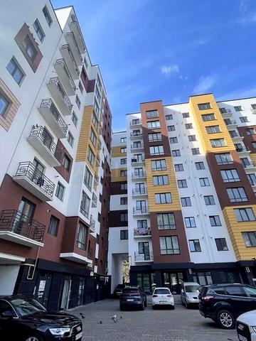 Залізнична вул., 3