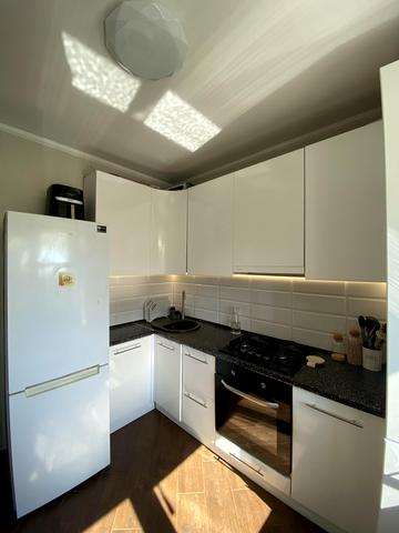 Івана Сльоти вул., 50а-в