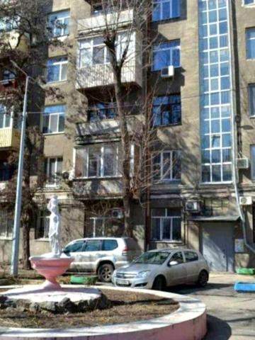 Незалежності просп. (Правди), 7