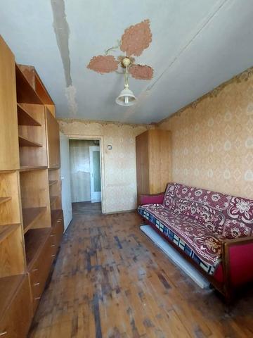 Академіка Янгеля вул., 7