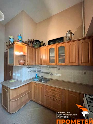 Антоновича вул. (Горького), 24