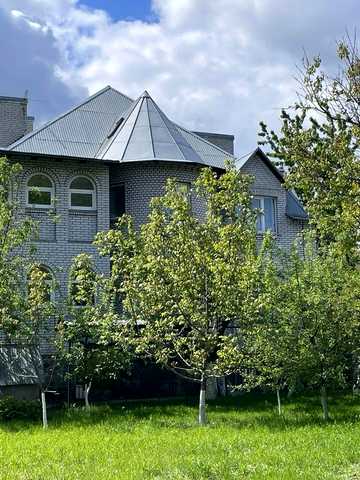 Квіткова вул., 3