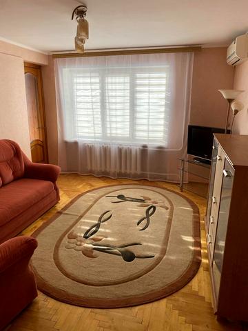 Святого Миколая вул. (Артема), 69