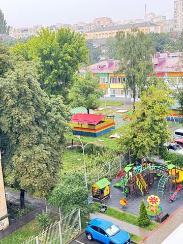Пріорська вул. (Полупанова), 16