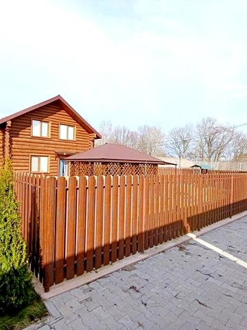 Русанівська, 1/1