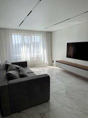 Збройних Сил України вул. (Інтернаціоналістів), 45