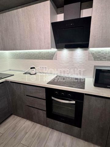 Миру вул., 59