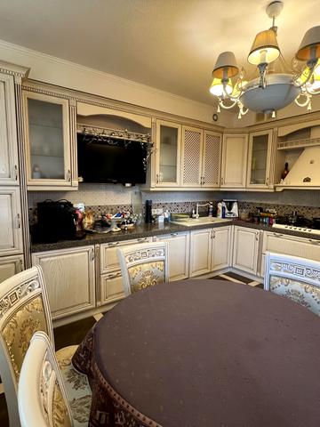 Набережна, 126