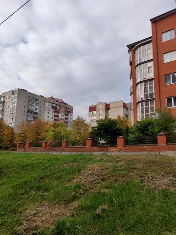 Новомістенська вул., 10