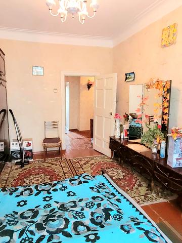 Фанатська вул., 15