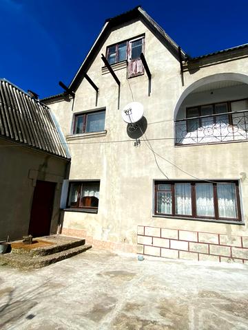 Старомильська, 20