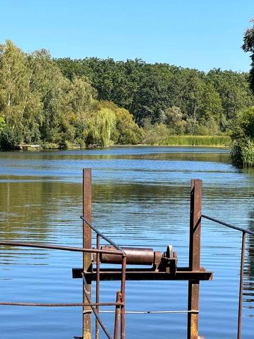 Ткачука Віталія, 64