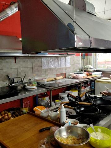 Київська вул., 1