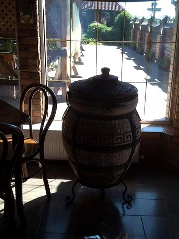 Степана Бандери, 2