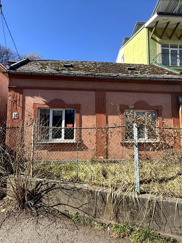 Підградська вул., 34