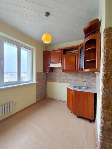 Велика Кільцева вул., 130