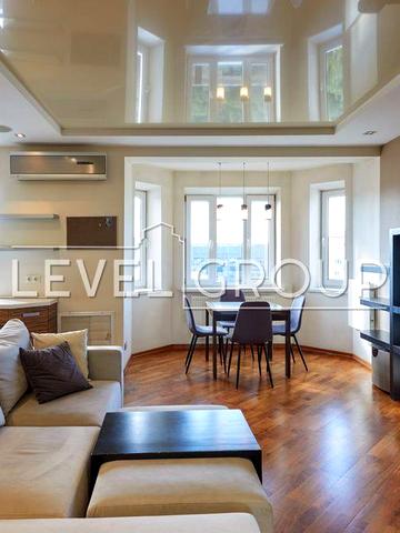 Продаж 3-к квартира з ремонтом, Подільський район