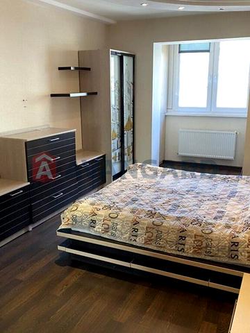 Замостянська вул. (50-річчя Перемоги), 35