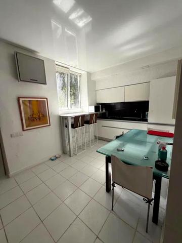 Василя Вишиваного вул. (Свєтлова), 51