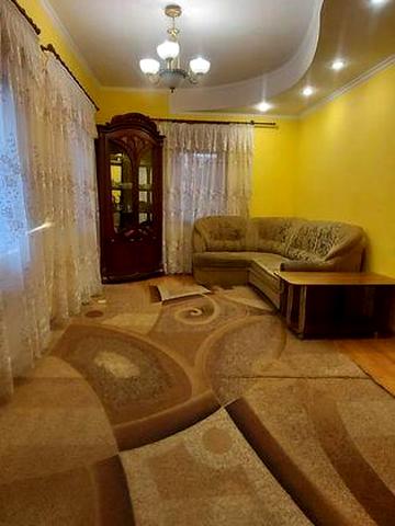 Терміново!Продам затишний будинок р-н Червоної гори.Власник.