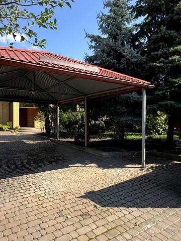 Новогоголівська вул., 7