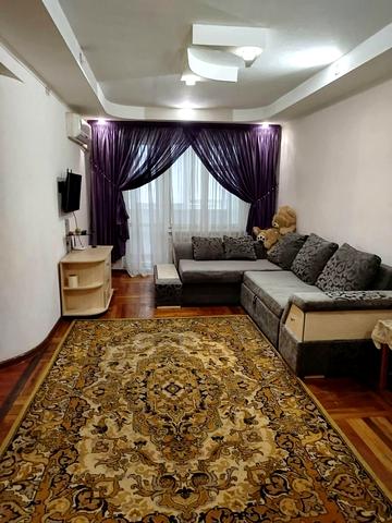 Олімпійська вул., 24