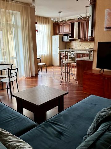 Щекавицька вул., 30/39