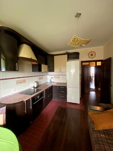 Алматинська вул. (Алма-Атинська), 37-Б