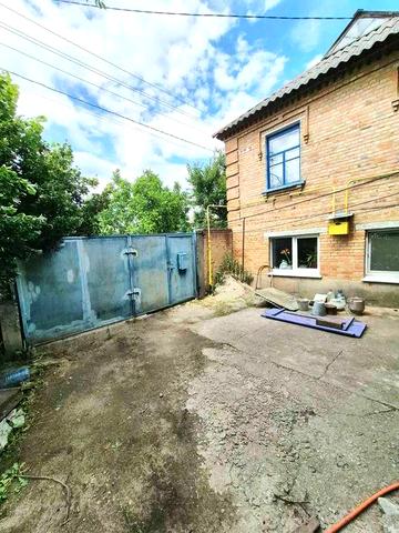 Продам будинок 81 м2 в центрі Кущівки.