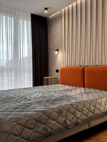 Степана Бандери вул., 60а