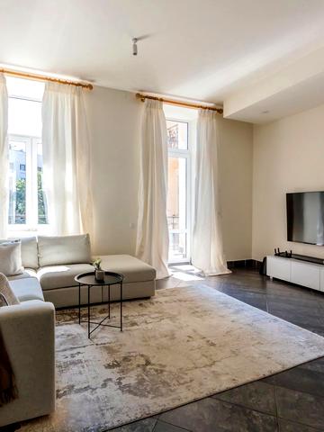 Ярославів Вал вул., 14-Г