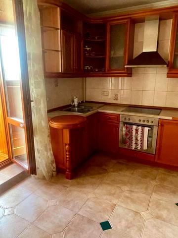 Павла Тичини просп., 10