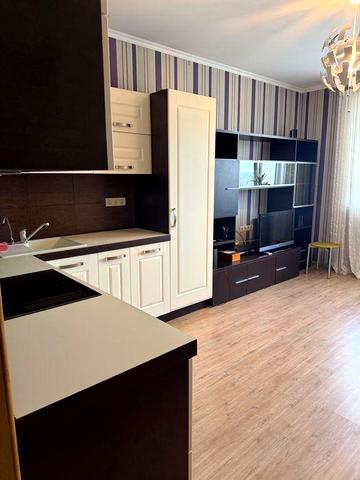 Продам 1кімн. кв., Ю. Кондратюка, 7