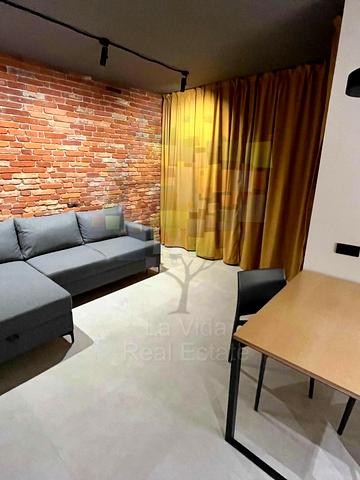 Тиводара Легоцького вул., 80