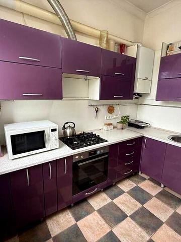 Продаж 2к Квартира Захисників України вулиця