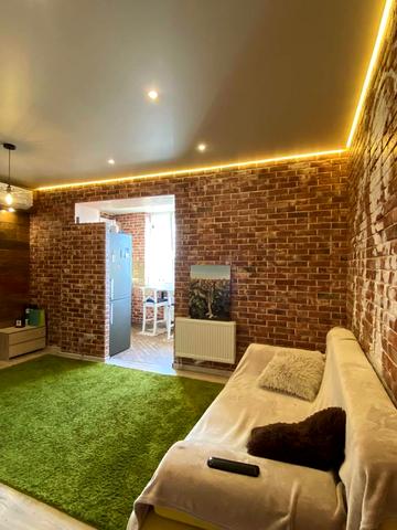 Гвардійців-Широнінців вул., 30