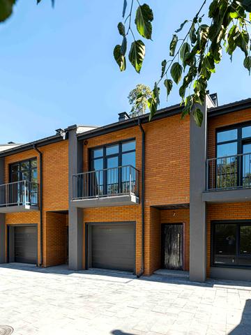 None 138000 USD