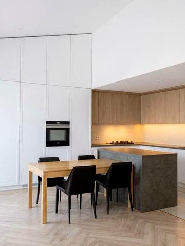 Івана Сулими вул., 15