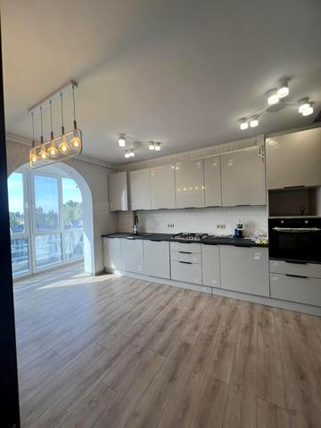 Гетьманська вул., 40